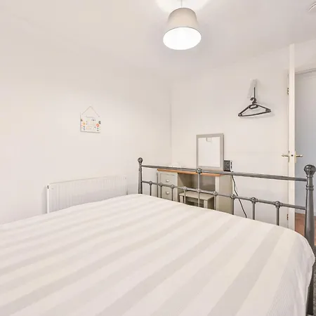 Edyvean By Interhome